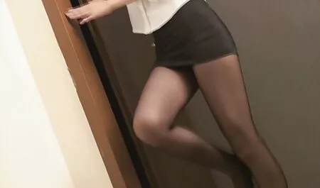 Nora gái đẹp từ tay phim dit nhau gai nhat một mình