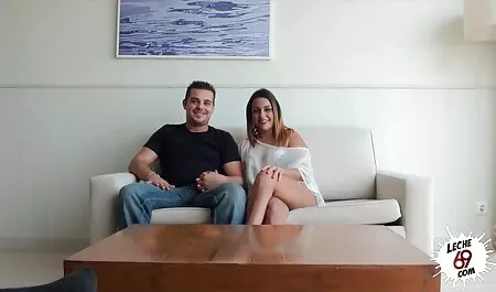 Một cô gái 18 massage gái nhật bản tuổi già xe.