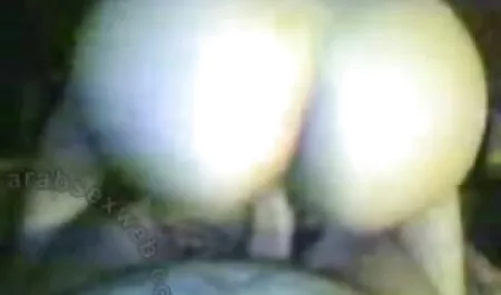 Natasha mở âm đạo của cô và để phim sex phá trinh gái nhật bản cho cô đi.