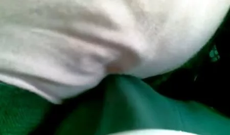 Bé tuổi, Hey và cơ thể của gái sex nhật mình