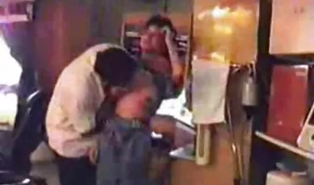 Sophia, Khiêu Dâm, Đằng Sau Hậu sex thu dam nhat ban Trường