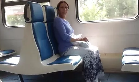 Một người đàn ông ăn phim sex nhat ban lam tinh một cô gái với một đẹp